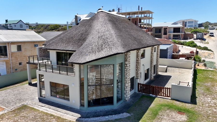 5 Bedroom Property for Sale in Suiderstrand Western Cape